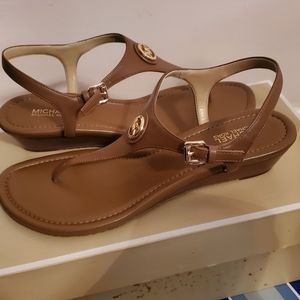 NIB Michael Kors Ramona sandal